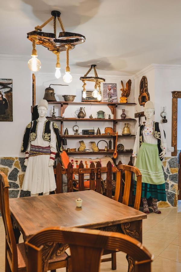 Vila Ahmeti Sarandë Exteriör bild