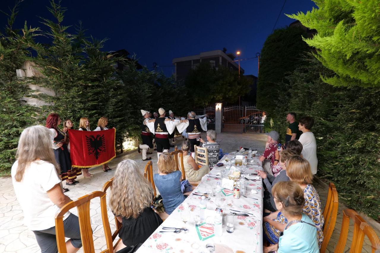 Vila Ahmeti Sarandë Exteriör bild