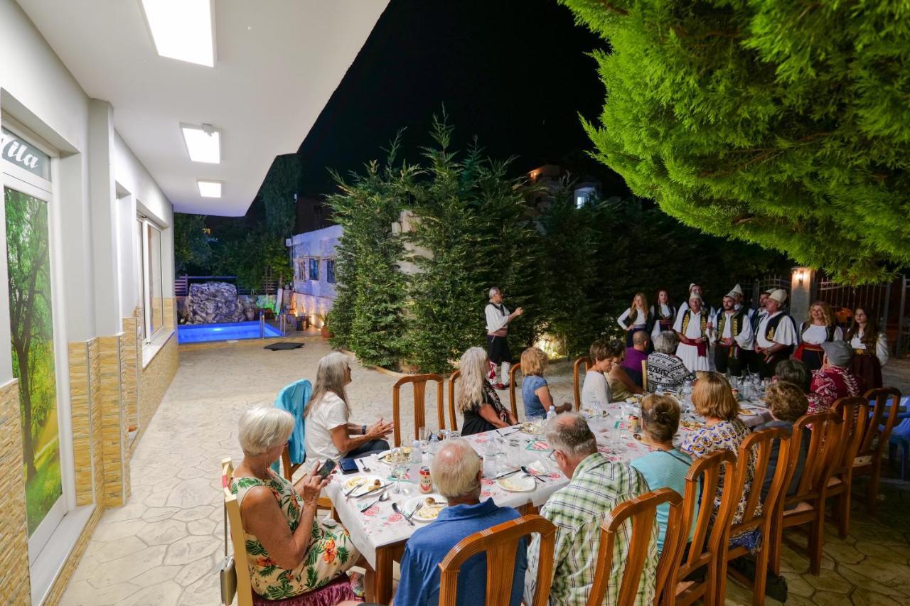 Vila Ahmeti Sarandë Exteriör bild